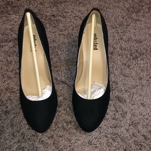 All black high heals